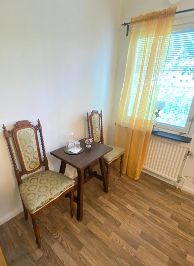 Gullringens Vaerdshus & Hotell Екстериор снимка
