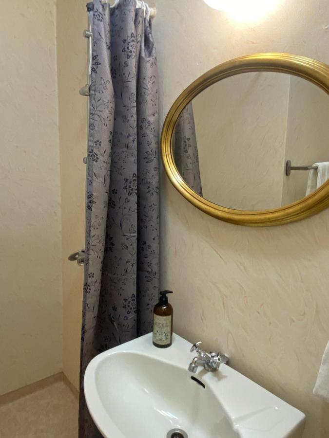 Gullringens Vaerdshus & Hotell Екстериор снимка